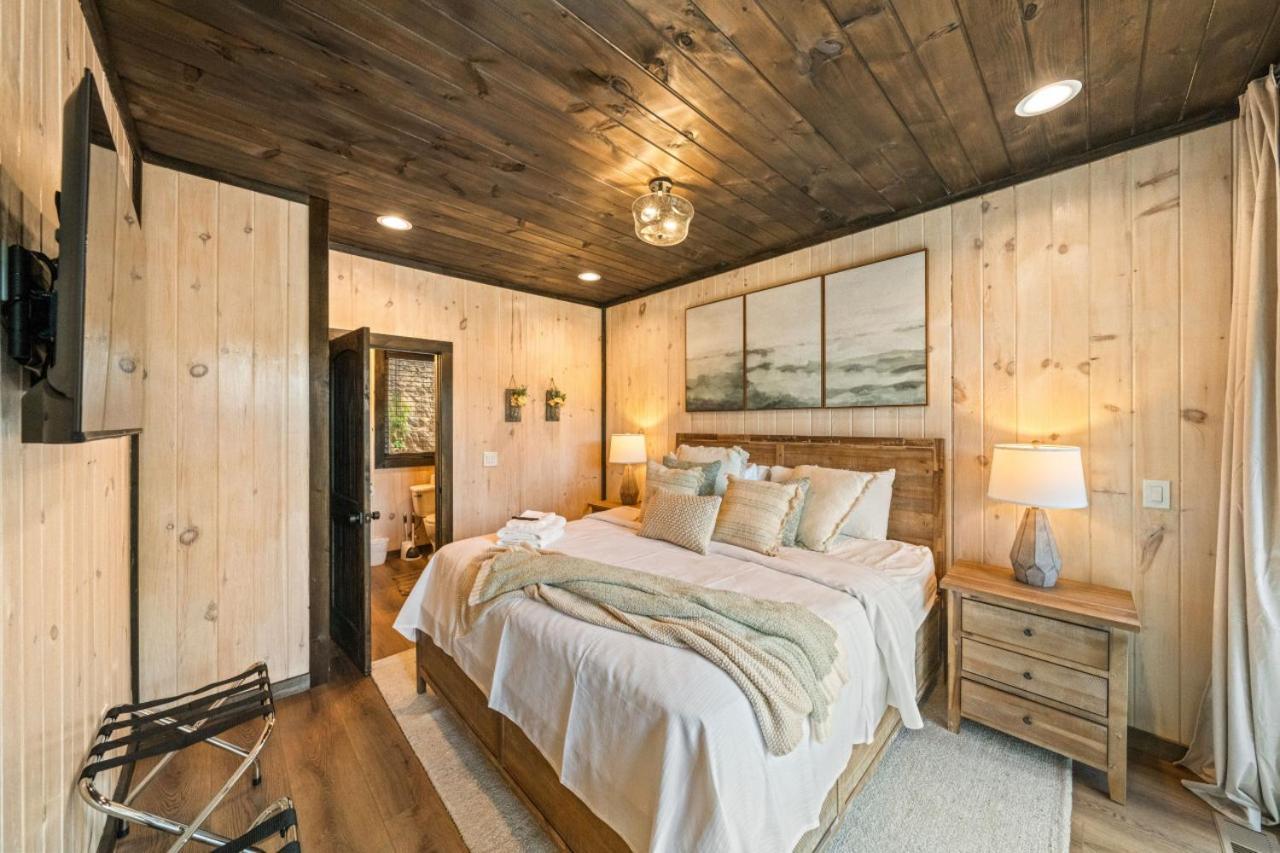 Cozy Cove Retreat W Lake View Hot Tub Firepit Dandridge Εξωτερικό φωτογραφία