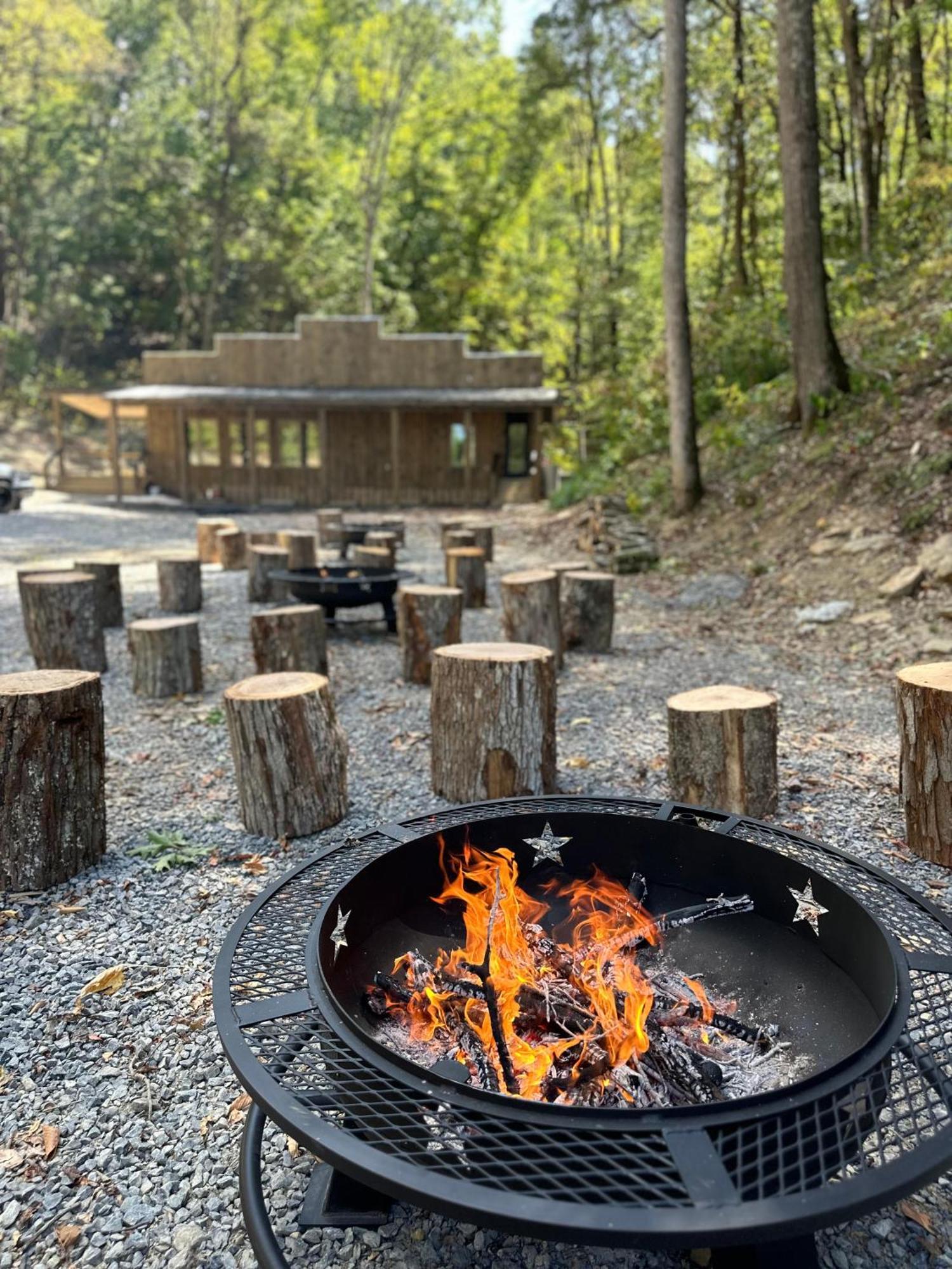 Cozy Cove Retreat W Lake View Hot Tub Firepit Dandridge Εξωτερικό φωτογραφία